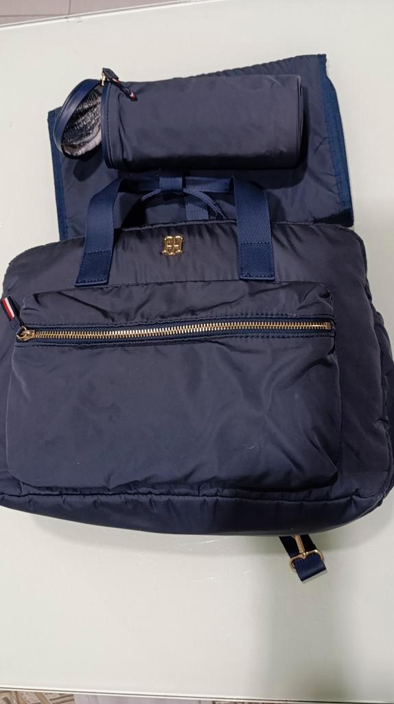 Prachtige Tomy Hilfiger luiertas. In perfecte staat., Kinderen en Baby's, Luiertassen, Zo goed als nieuw, Ophalen