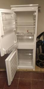 Réfrigérateur combiné encastrable Whirlpool, Met vriesvak, 200 liter of meer, Gebruikt, 140 tot 160 cm
