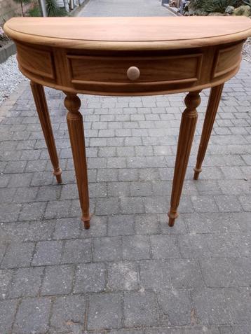 Teak houten maan sidetable beschikbaar voor biedingen