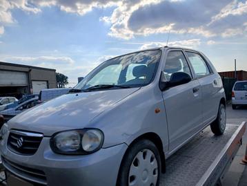 Suzuki Alto ,2005, pour pieces beschikbaar voor biedingen
