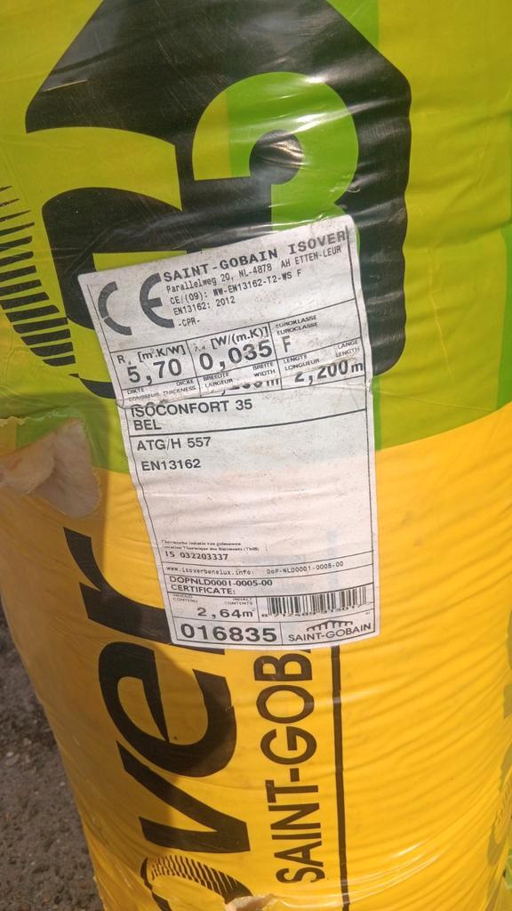 ISOVER Isoconfort 35 glaswoldeken – 1 rol, ongebruikt, Doe-het-zelf en Bouw, Isolatie en Afdichting, Zo goed als nieuw, Dakisolatie