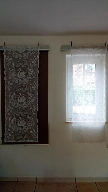 2 grote gordijnen klaar om te installeren 160 x 59 cm beschikbaar voor biedingen