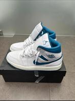 Jordan 1 mid ( maat 44.5) Zeer nette staat!, Enlèvement, Comme neuf