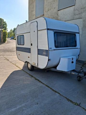 Adria 305TL lichtgewicht caravan, Caravans en Kamperen, Caravans, Bedrijf, Tot 500 kg, Adria, Tot 4 meter