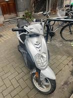 Sym simply b klasse, Fietsen en Brommers, Ophalen, Zo goed als nieuw