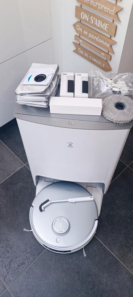 Aspirateur/ laveur Robot Ecovacs DEEBOT T20 OMNI, Electroménager, Aspirateurs, Comme neuf, Aspirateur, Enlèvement