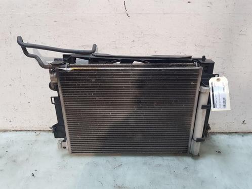 RADIATEUR COMPLEET Renault Twingo III (AH) (01-2014/-), Auto-onderdelen, Airco en Verwarming, Renault, Gebruikt