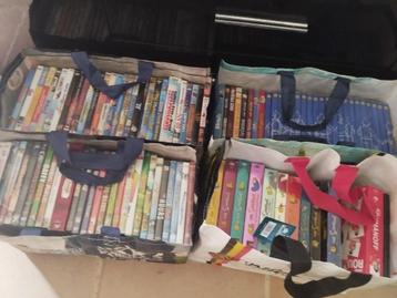 Lot de DVD 220 dvd  beschikbaar voor biedingen