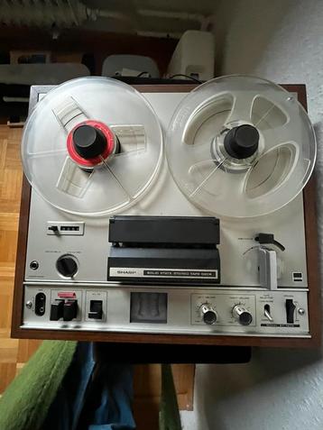 Bandrecorder sharp beschikbaar voor biedingen