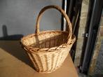 Panier oval en osier, Huis en Inrichting, Woonaccessoires | Schalen en Manden, Ophalen, Gebruikt, Riet, Mand