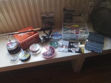 Materiel de pêche + Canne et Moulinet, Enlèvement, Comme neuf, Moulinet