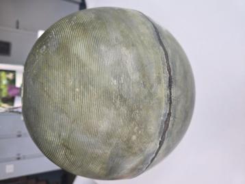 Metalen bol diameter 30cm beschikbaar voor biedingen