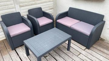 Terras lounge setje beschikbaar voor biedingen