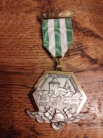 Marsmedaille voor brandweermannen van Soignies 1977, Verzamelen, Militaria | Algemeen, Overige soorten, Ophalen of Verzenden, Lintje, Medaille of Wings