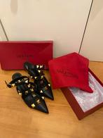 Valentino Garavani black sandals, Kleding | Dames, Schoenen, Valentino, Ophalen of Verzenden, Schoenen met hoge hakken, Zo goed als nieuw