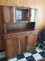 Oude kast met bovenstuk, Ophalen