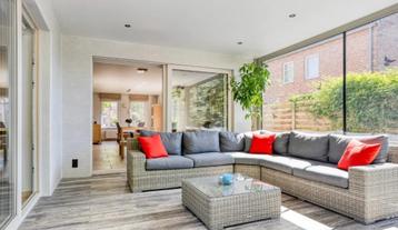 Pintura loungehoek + Pintura loungetafel - ALS NIEUW!! beschikbaar voor biedingen