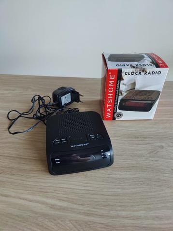 Klok radio beschikbaar voor biedingen