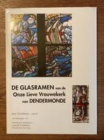 De glasramen van de Onze Lieve Vrouwekerk van Dendermonde, Boeken, Ophalen of Verzenden, Zo goed als nieuw