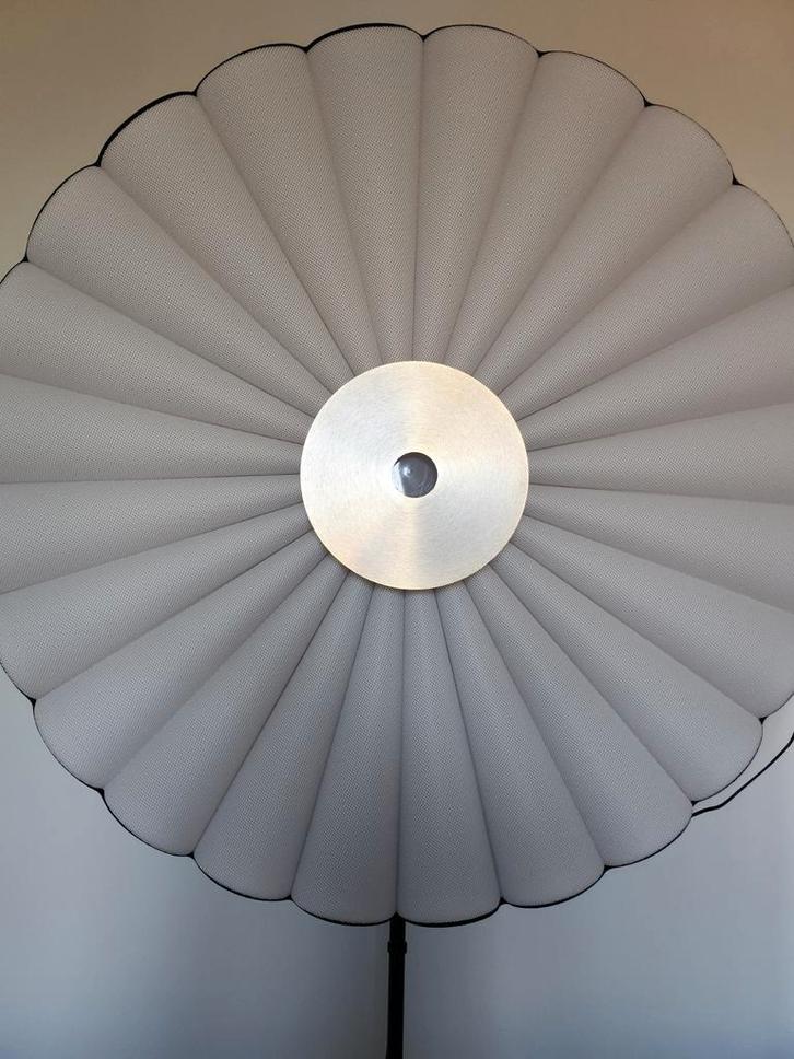 Lampadaire Reine GM/ BLANC L 120 X H 207 X P 36., Huis en Inrichting, Lampen | Vloerlampen, Stof, Ophalen