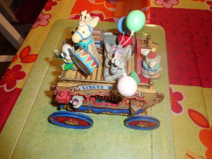 Circus Wagon - enesco - muziekdoos, Antiquités & Art, Curiosités & Brocante, Enlèvement ou Envoi