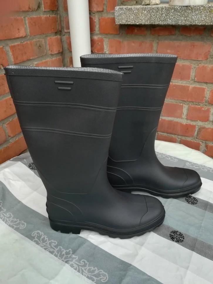 Stevige nieuwe rubberen laarzen maat 45, Kleding | Heren, Schoenen, Nieuw, Regenlaarzen, Ophalen of Verzenden