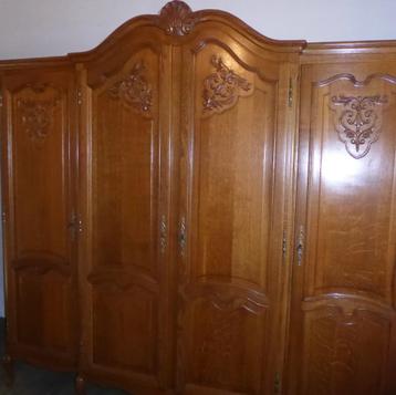 Armoire de style breton 4 portes 2 m 20 de large