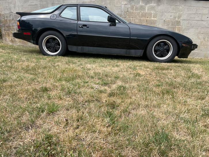Porsche 944  1984, Autos, Porsche, Particulier, Essence, Coupé, 3 portes, Boîte manuelle, Noir, Noir, Cuir, Propulsion arrière