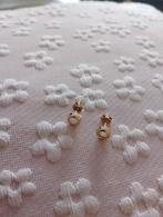 Oorbellen met witte steen in 18k goud 750, Ophalen of Verzenden, Zo goed als nieuw, Geel, Goud