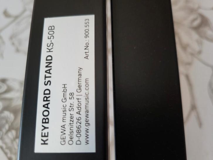 Keyboard/Digitale piano stand met pedaal, Muziek en Instrumenten, Instrumenten | Toebehoren, Zo goed als nieuw, Piano, Ophalen