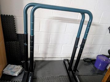 Barres à dips corestrength beschikbaar voor biedingen
