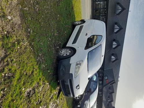 Peugeot partner hdi.diesel bj.2008, Auto's, Peugeot, Particulier, Airconditioning, Elektrische ramen, Diesel, 3 deurs, Handgeschakeld