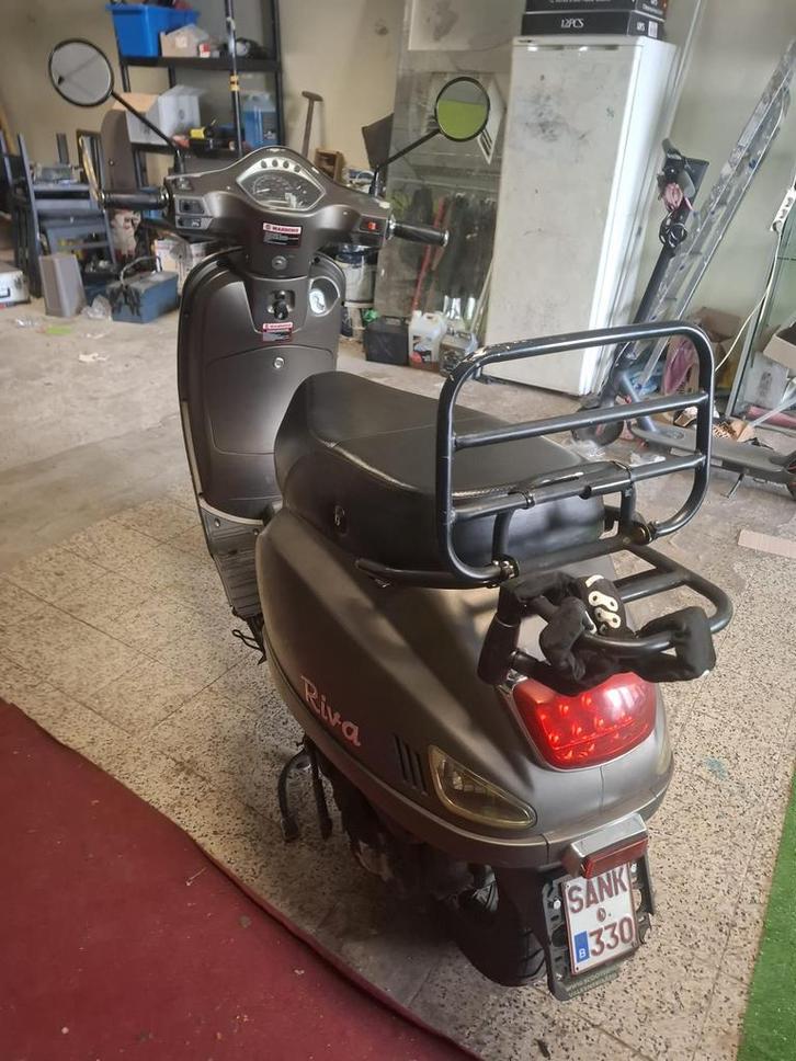 Btc riva A klasse opgevoerd, Fietsen en Brommers, Snorfietsen en Snorscooters, Gebruikt, Overige merken, Benzine, Ophalen