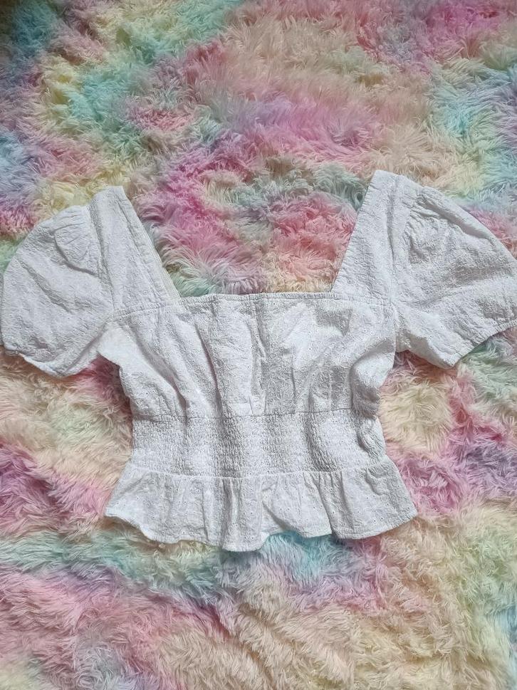 Crop topje van NA-KD, Vêtements | Femmes, Tops, Comme neuf, Taille 38/40 (M), Blanc, Manches courtes, Enlèvement ou Envoi