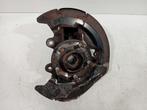WIELNAAF LINKS VOOR Volvo C30 (EK / MK) (01-2006/12-2012), Gebruikt, Volvo