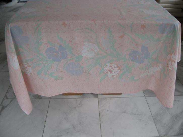tafelkleed-grand foulard-polyester/katoen-VINTAGE-NIEUW, Antiek en Kunst, Antiek | Tapijten, Tafelkleden en Textiel, Ophalen of Verzenden
