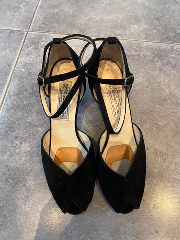 Dansschoenen zwart beschikbaar voor biedingen