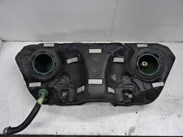 BRANDSTOFTANK Ford USA Mustang VI Fastback (01-2014/04-2023) beschikbaar voor biedingen