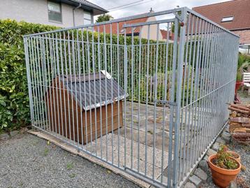 Hondenren 3 x 3 meter beschikbaar voor biedingen
