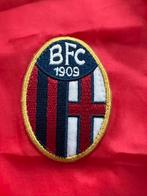 Exclusieve trainingsjas Bologna in nieuwstaat, Kleding | Heren, Sportkleding, Maat 52/54 (L), Ophalen of Verzenden, Voetbal, Rood