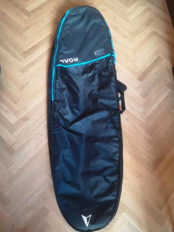 Dubbele boardbag Roam 7'10" beschikbaar voor biedingen