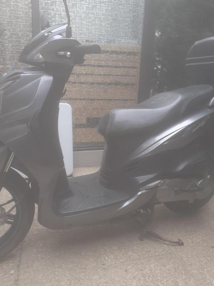 scooter sym 125cc, Fietsen en Brommers, Scooters | SYM, Gebruikt, Benzine, Ophalen