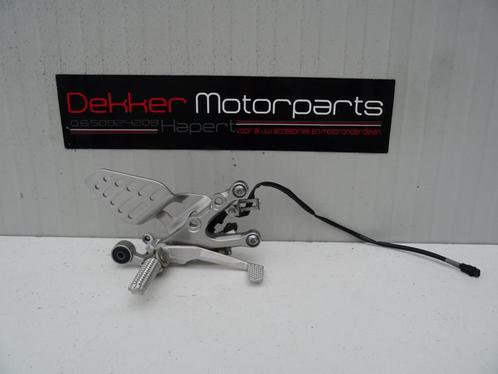 Rechter Voetsteun / Remset Yamaha YZF R6 2008-2009-2010-2016, Motoren, Onderdelen | Yamaha, Nieuw, Ophalen of Verzenden