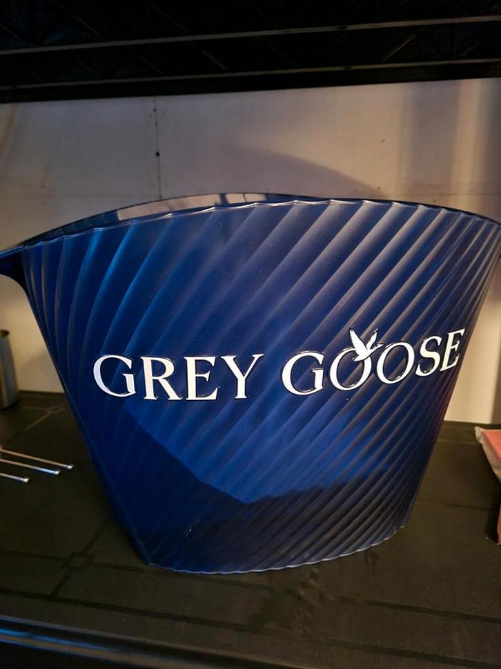 Grey goose ijsemmer met verlichting, Verzamelen, Merken en Reclamevoorwerpen, Zo goed als nieuw, Ophalen of Verzenden