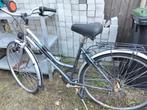 Gratis af te halen 2 kapotte banden, Fietsen en Brommers, Fietsen | Dames | Damesfietsen, Ophalen of Verzenden, Gebruikt