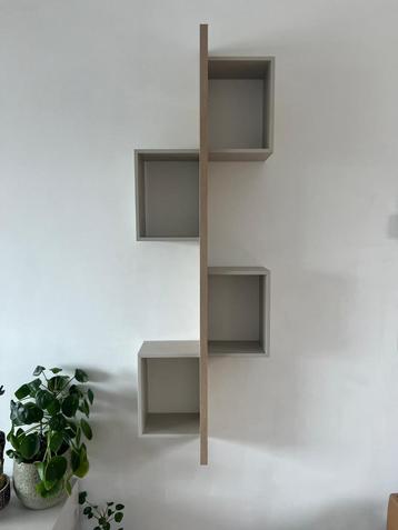 Wanddecoratie-meubel - Modern en veelzijdig! beschikbaar voor biedingen