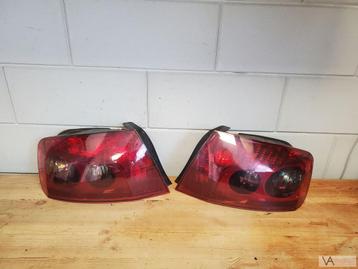 Peugeot 407 sedan 2004 -2008 achterlicht links rechts €40/st beschikbaar voor biedingen