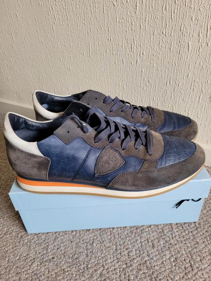 Mooie sneakers merk Philippe Model, 46, Kleding | Heren, Schoenen, Zo goed als nieuw, Sneakers, Blauw, Ophalen of Verzenden