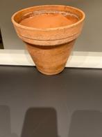 Heel grote terracotta bloempot doormeter 28,5cm, Tuin en Terras, 25 tot 40 cm, Gebruikt, Rond, Minder dan 40 cm