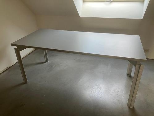Design bureautafel H2O - Bulo - Bataille & ibens (2 stuks), Huis en Inrichting, Bureaus, Gebruikt, Bureau, In hoogte verstelbaar